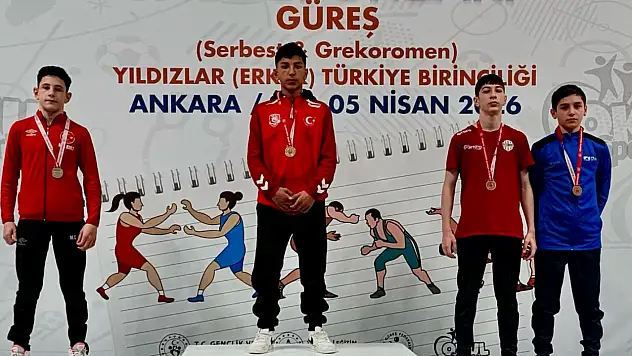 Ağrılı güreşçi Berat Çelik Türkiye şampiyonu oldu