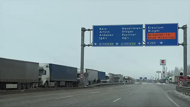 Ağrılıların sık kullandığı yolda peş peşe kazalar! Aynı gün ikinci facia