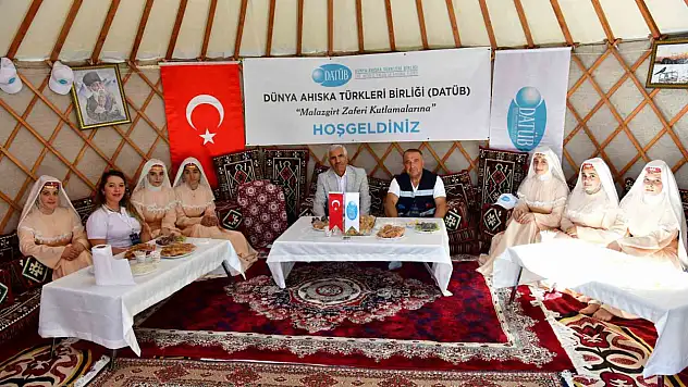 Ahlat'ta Malazgirt Zaferi etkinliklerinde Ahıska Türkleri yoğun ilgiyle tanıtıldı