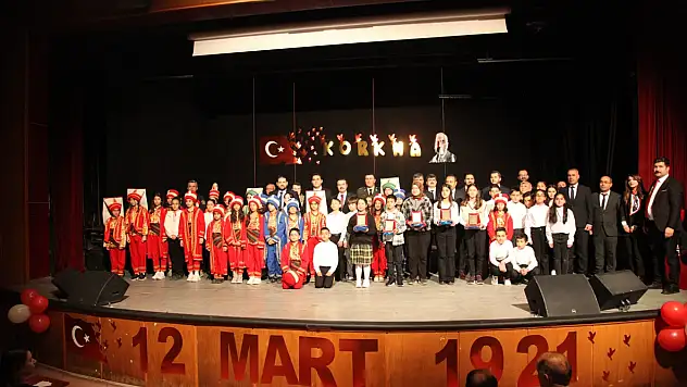 Ahlat'ta Mehmet Akif Ersoy'u anma günü programı düzenlendi