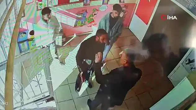 Ahlat'ta Okul Müdürlerine Saldırı Kamerada: Eğitim Camiasından Sert Tepki
