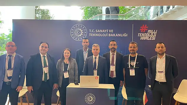 AİÇÜ Bilişim Teknolojileri Fuarı'nda dijital dönüşüm vizyonunu tanıttı