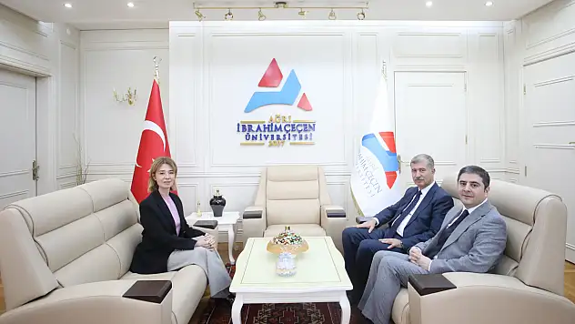 AİÇÜ'de öğrenci faaliyetleri için istişare toplantısı yapıldı
