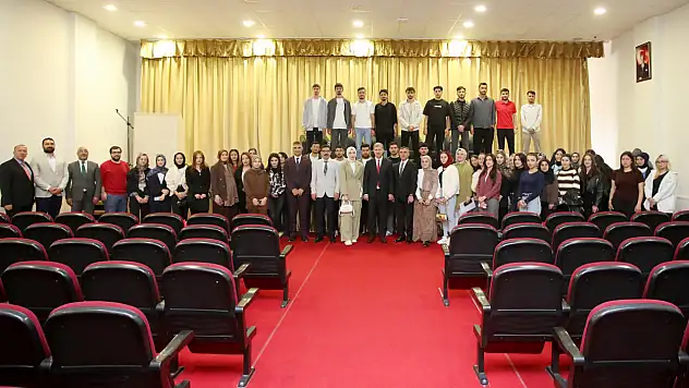AİÇÜ'de öğrenci odaklı yönetim anlayışı dikkat çekti