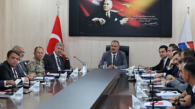 AİÇÜ'de yeni akademik yıl öncesi güvenlik tedbirleri masaya yatırıldı