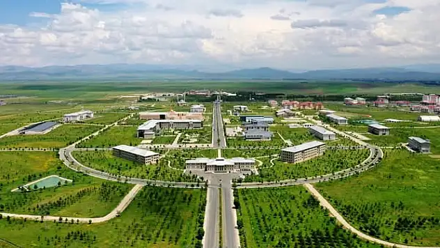 AİÇÜ, Dünya üniversiteleri arasında yükselişini sürdürüyor