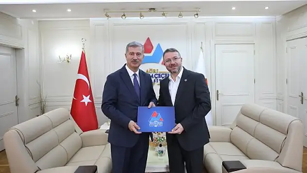 AİÇÜ ve Atatürk Üniversitesi arasında bilimsel iş birliği protokolü imzalandı