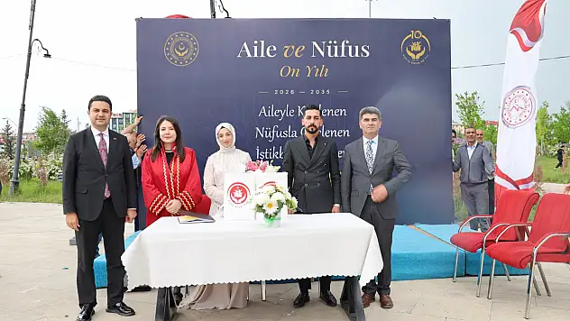 Aile Festivali'nde genç çiftlerin nikah heyecanı yaşandı