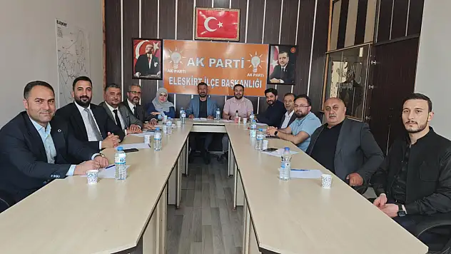AK Parti Ağrı teşkilatı Eleşkirt'te bir araya geldi
