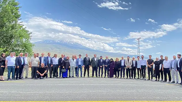 AK Parti Doğubayazıt'ta teşkilat kaynaşma programı düzenledi