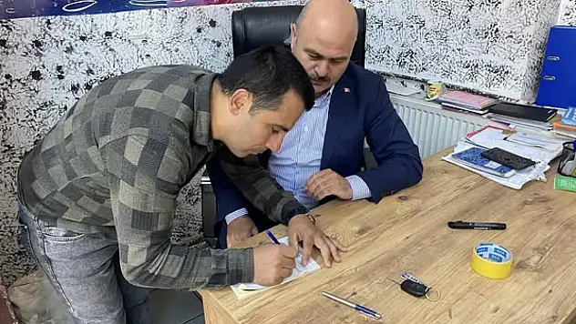 AK Parti Kars İl Başkanlığı'na Yeni Üye Katılımıyla Aile Daha da Güçlendi