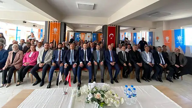 AK Parti Kars Teşkilatı Selim'de İlçe Danışma Toplantısında Buluştu
