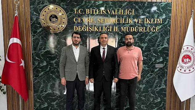 AK Partili yöneticiler, Bitlis'te çevre projeleri için il müdürüyle buluştu