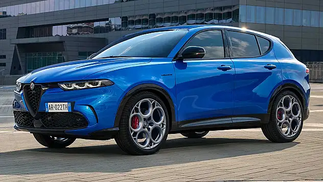 Alfa Romeo ÖTV Zammıyla Asfalta İtalyan Ateşini Saldı: Tonale ve Junior Fiyatları Uçtu, Cebin Yanmaya Hazır mı?