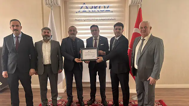 Arkoz Çimento Fabrikası'na teşekkür belgesi