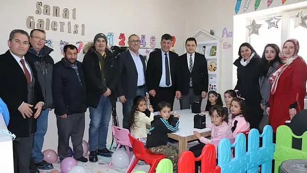 Aşıtlar İlkokulu'nda 7 Bölge 7 Proje Kapsamında Yenilenen Alanlar Açıldı