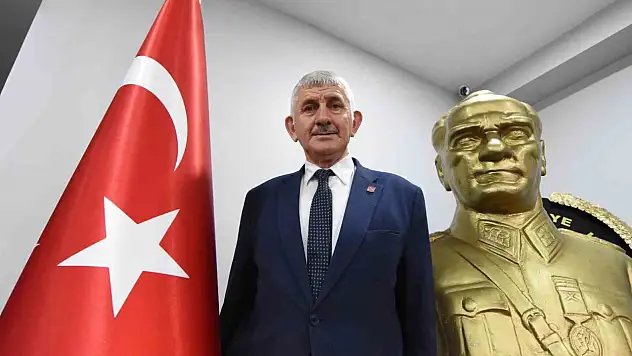 Atatürk, 87. ölüm yıl dönümünde minnetle anıldı birlik ve beraberlik vurgusu yapıldı.