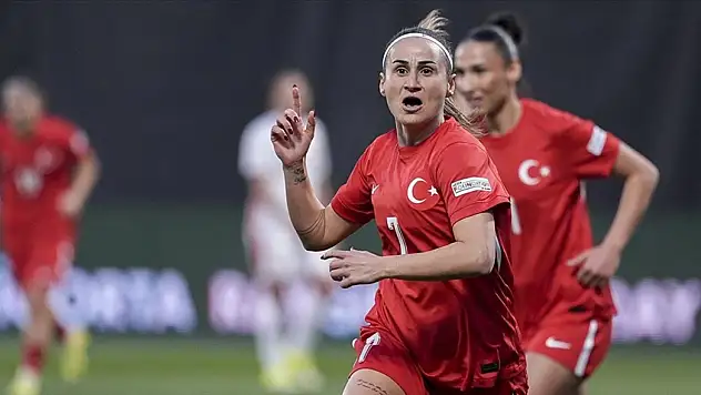 Ay-yıldızlı kadınlar Dünya Kupası yolunda iddialı
