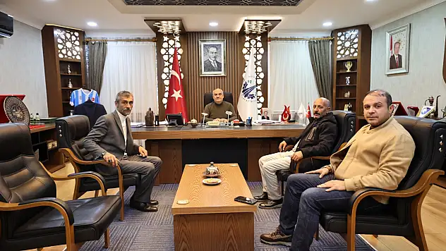 Aziziye Belediyesi'nden Atlı Cirit Kulüplerine Ziyaret