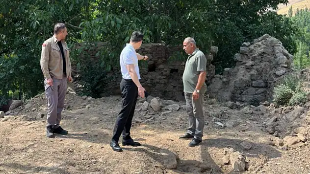 Bahçesaray'da Tarihi Kırmızı Camii İçin Yeniden İhya Çalışmaları Başlıyor