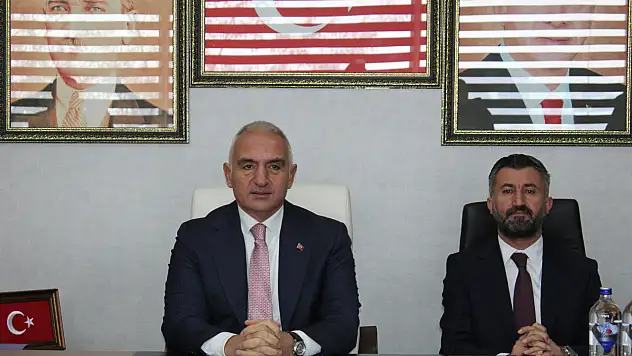 Bakan Ersoy Ağrı'da: Müze ve turizm yatırımları masaya yatırıldı