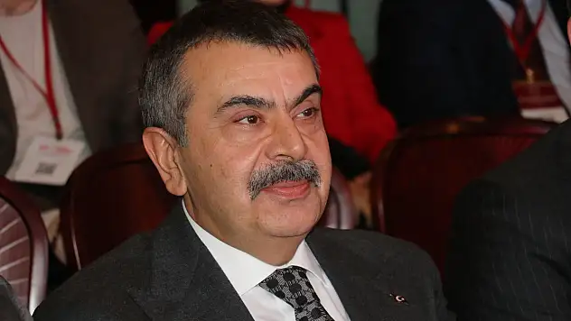 Bakan Tekin'den okul dışı öğrenme vurgusu
