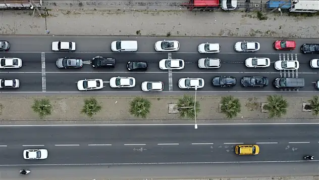 Bakan Yerlikaya'dan bayram öncesi trafik uyarısı