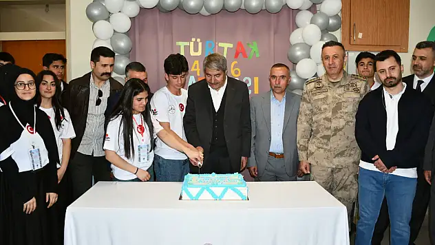 Başkan Taşkın'dan gençlerin projelerine tam destek