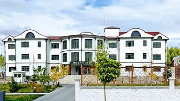 Belediye duyurdu: Patnos'ta yeni mezarlıkta definler sürüyor
