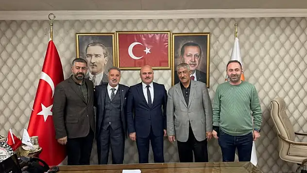 Belediyeler Birliği Eski Genel Sekreteri Ahmet Recep Tekcan'dan Kars İl Başkanlığı'na Ziyaret