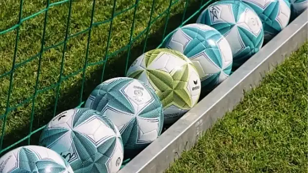 Benfica Estrela maçı nereden CANLI izlenir? Benfica Estrela maçı hangi kanalda?