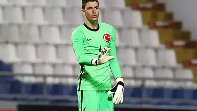 Berke Özer neden yok? Berke Özer Milli Takım'dan ayrıldı mı?
