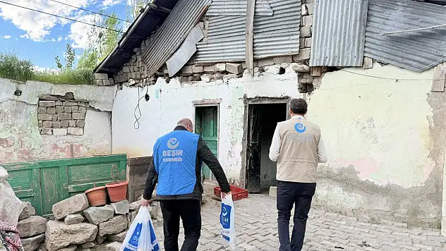 Beşir Derneği Ağrı'da bayram boyunca ihtiyaç sahiplerini yalnız bırakmadı