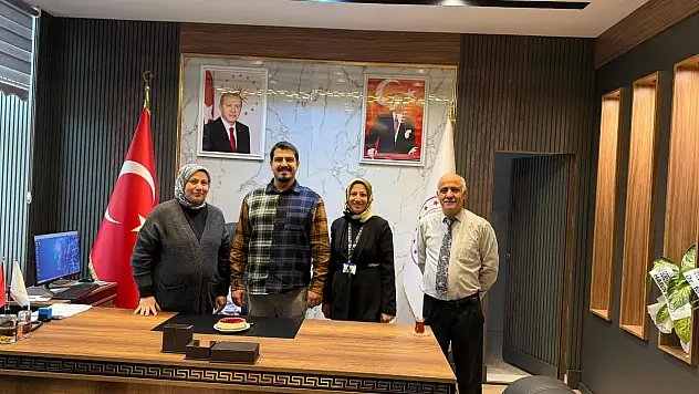 Bitlis Ahlat Devlet Hastanesi'nde Gülşah Aktürk'e Teşekkür Belgesiyle Veda