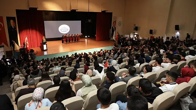 Bitlis Beş Minare Uluslararası Film Festivali'nin Açılış Programı Düzenlendi