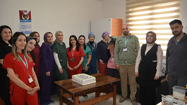Bitlis Devlet Hastanesi'nde Ebeler Haftası Etkinliği Düzenlendi