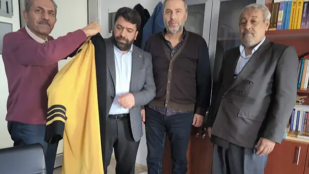 Bitlis Eren Üniversitesi Arş. Gör. Mustafa Akdeniz, Doktor Unvanını Aldı