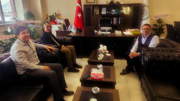 Bitlis Eren Üniversitesi'nde Komşu Fakülteler Arasında İş Birliği ve İade-i Ziyaret