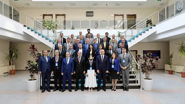 Bitlis Eren Üniversitesi'nde YÖKAK Kurumsal Akreditasyon Değerlendirme Süreci Başladı