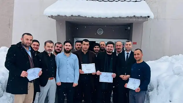 Bitlis Hizan'da Vaaz Becerilerini Geliştirme Hizmet İçi Eğitim Kursu Tamamlandı