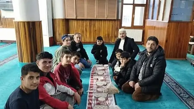 Bitlis İl Müftülüğünden Çocuklara Yönelik Anlamlı Etkinlik Camii Çocuk Buluşması