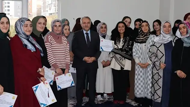 Bitlis İl Müftüsü Kadir Koçak, Üniversite Öğrencileriyle İyilik Temalı Programda Buluştu