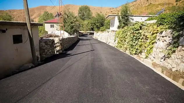Bitlis Şirpik'te Yıllardır Beklenen Yol Sorunu Çözüldü
