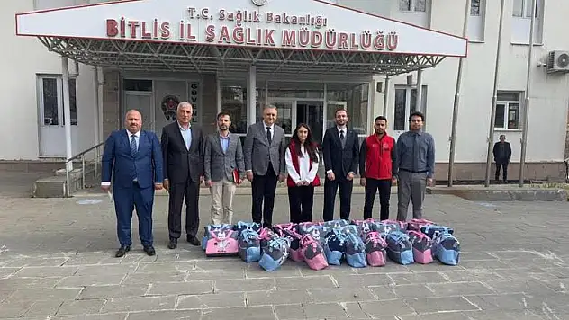 Bitlis'te Aile Yılı Kapsamında Anne Adaylarına Destek Sürüyor