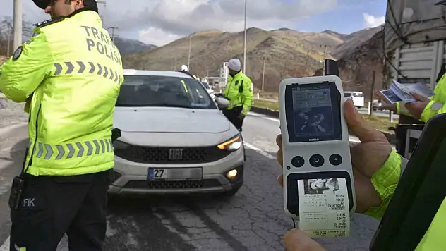 Bitlis'te Alkol Denetiminde Yeni Kameralı Cihaz Dönemi Başladı, Şeffaflık Artıyor!