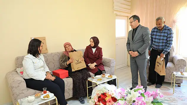 Bitlis'te 'Gönül Köprüleri' Projesiyle Gönüllere Dokunan Ziyaret