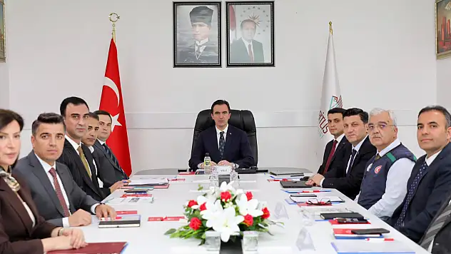 Bitlis'te İl Su Kurulu Toplantısı Vali Ahmet Karakaya Başkanlığında Gerçekleştirildi