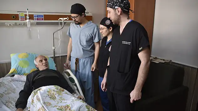 Bitlis'te Kapalı Yöntem Omurga Cerrahisi İlk Kez Uygulandı