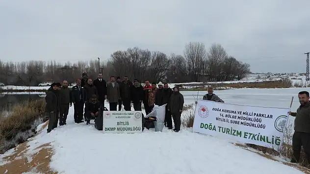 Bitlis'te Yaban Hayvanları İçin Yemleme Çalışmaları Sürüyor