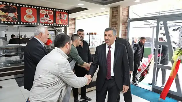 Bitlis'te Yeni Divan Ocakbaşı Açıldı: Ekonomiyi Canlandırma Sözü Verildi
